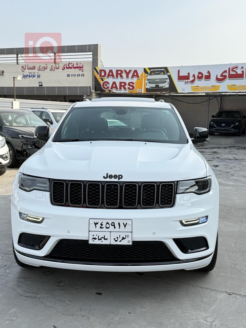 جیپ گراند شیرۆکی